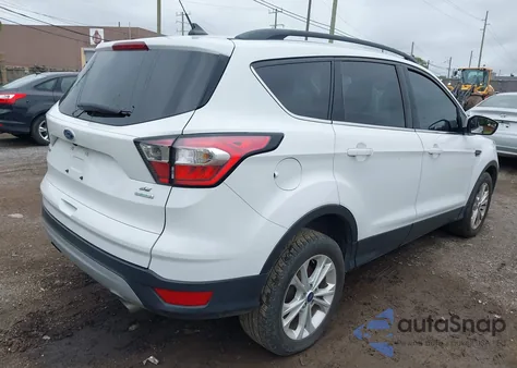 2018 Ford Escape Se из США, поврежденный, VIN 1FMCU0GD4JUC31242
